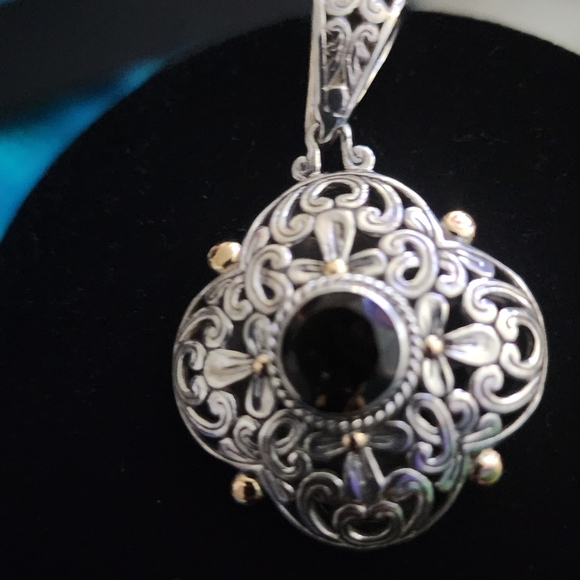 Eleganza sterling silver filigree detail pendant set with Eight 18K GOLD Points - Picture 3 of 9